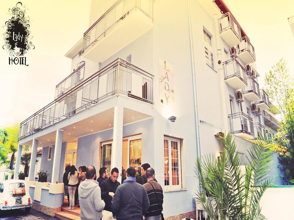 Hotel Lady Римини Экстерьер фото
