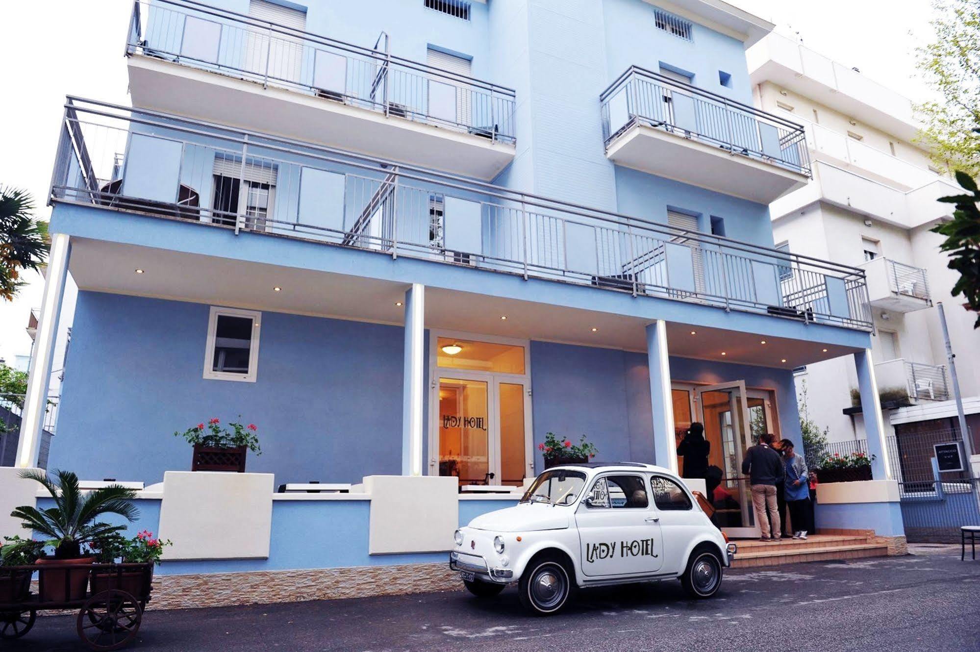 Hotel Lady Римини Экстерьер фото